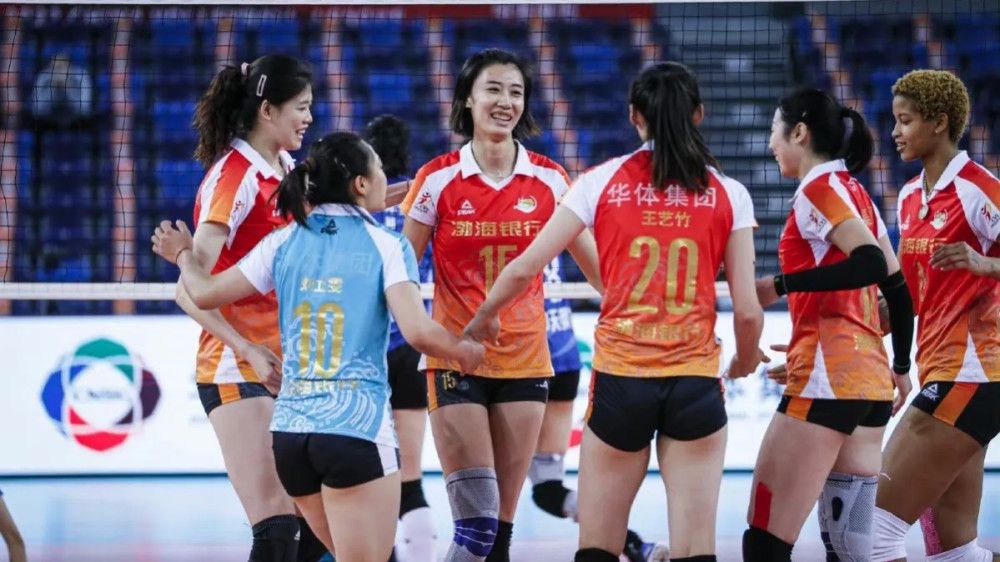 ”在之前举行的2022年度业绩交流会上，于冬曾经表示，未来三年，博纳影业将形成“三大片、三小片、三剧集”的稳定创作生产格局，其中剧集部分也是博纳影业在布局上的重要策略